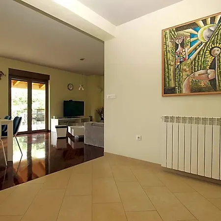 1695 Apartment *